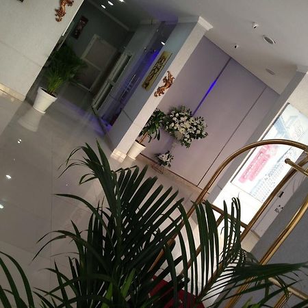 Riviera Apartments Kuwait City Екстер'єр фото