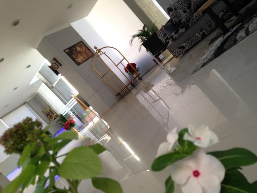 Riviera Apartments Kuwait City Екстер'єр фото